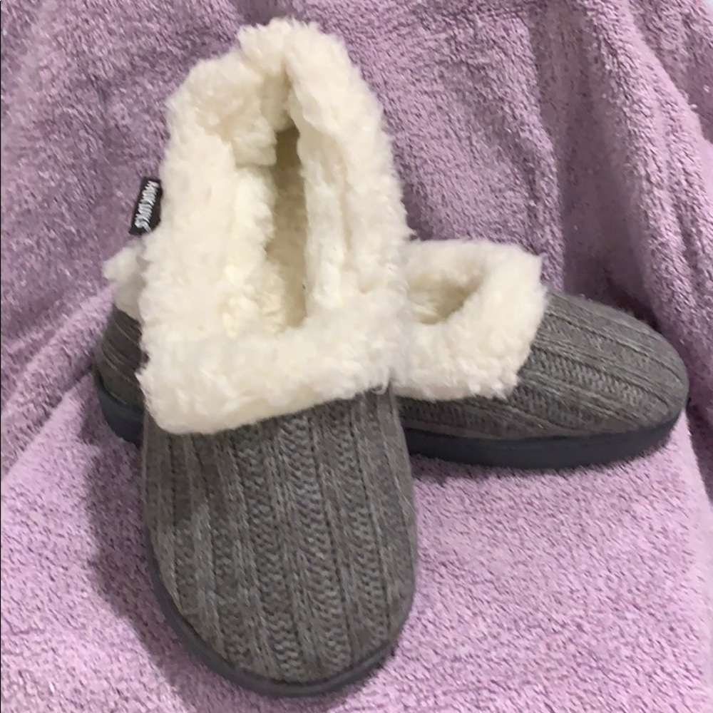 MUK LUKS Slippers
